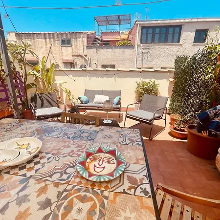 Hola House Terrace Apartament